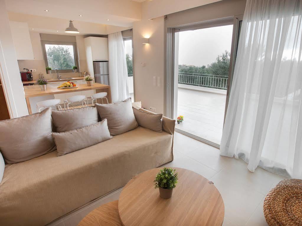 Abelia Luxurious Villas Finikounta Luaran gambar