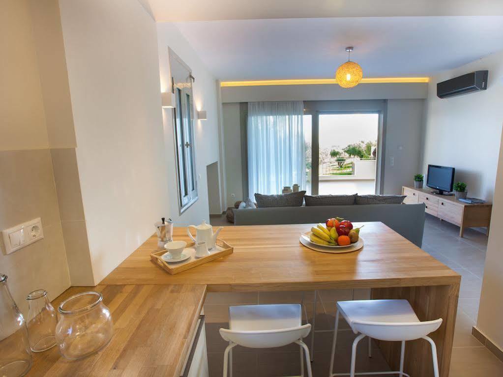 Abelia Luxurious Villas Finikounta Luaran gambar