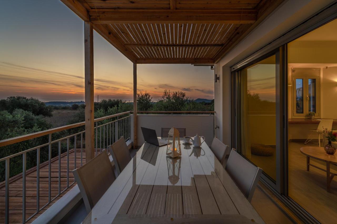 Abelia Luxurious Villas Finikounta Luaran gambar