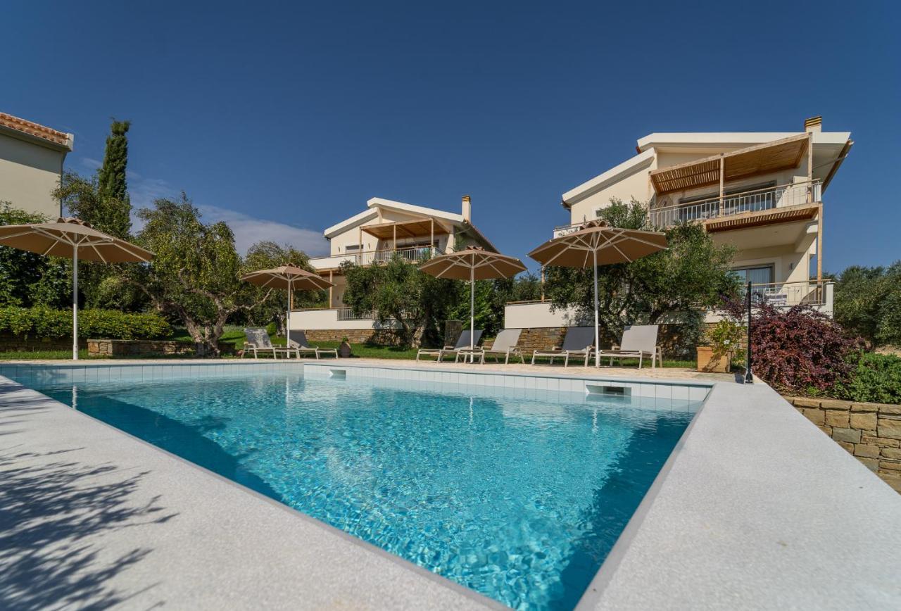 Abelia Luxurious Villas Finikounta Luaran gambar